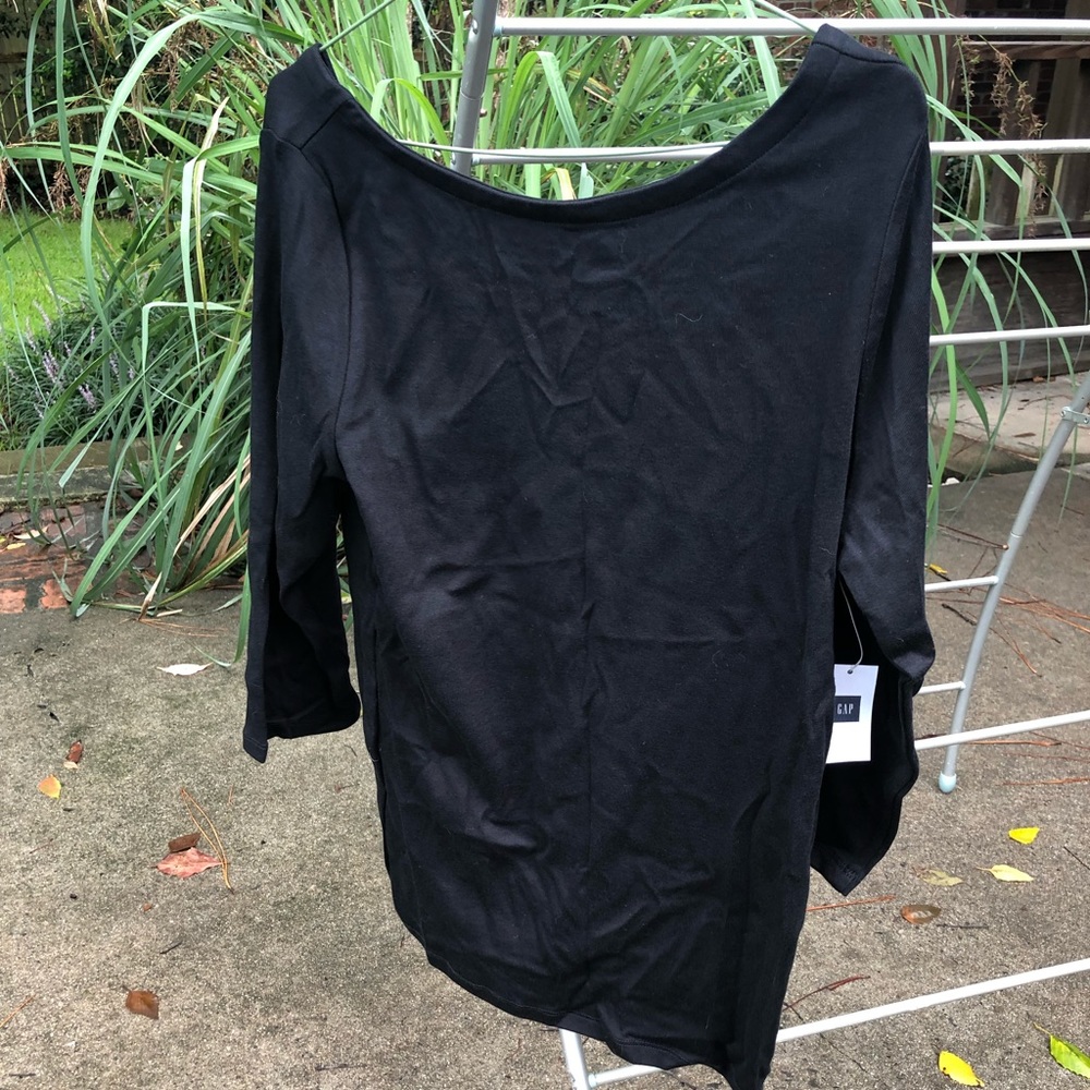 NWT Gap L black knit ballet top with elbow sleeves